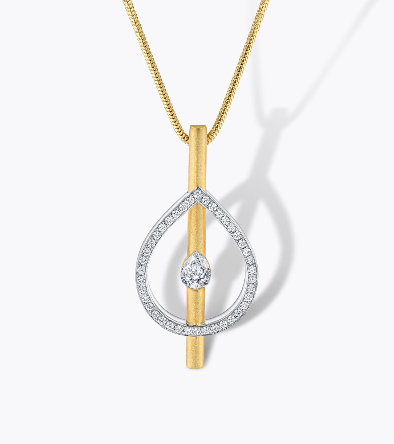 Aantrekken Necklace